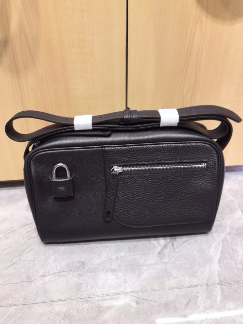 Hermes 누보웅 바디