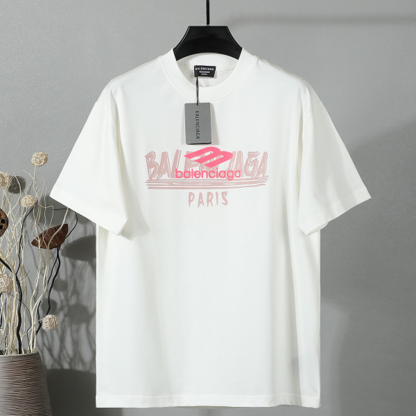 클래식 라운드넥 반팔 티셔츠