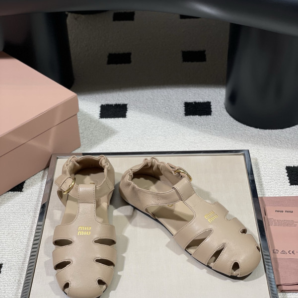 로마 샌들