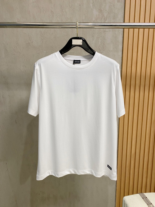라운드넥 반팔 티셔츠