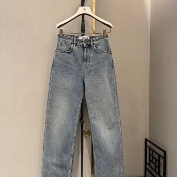 로고 포켓 자수 스트레이트 데님 팬츠