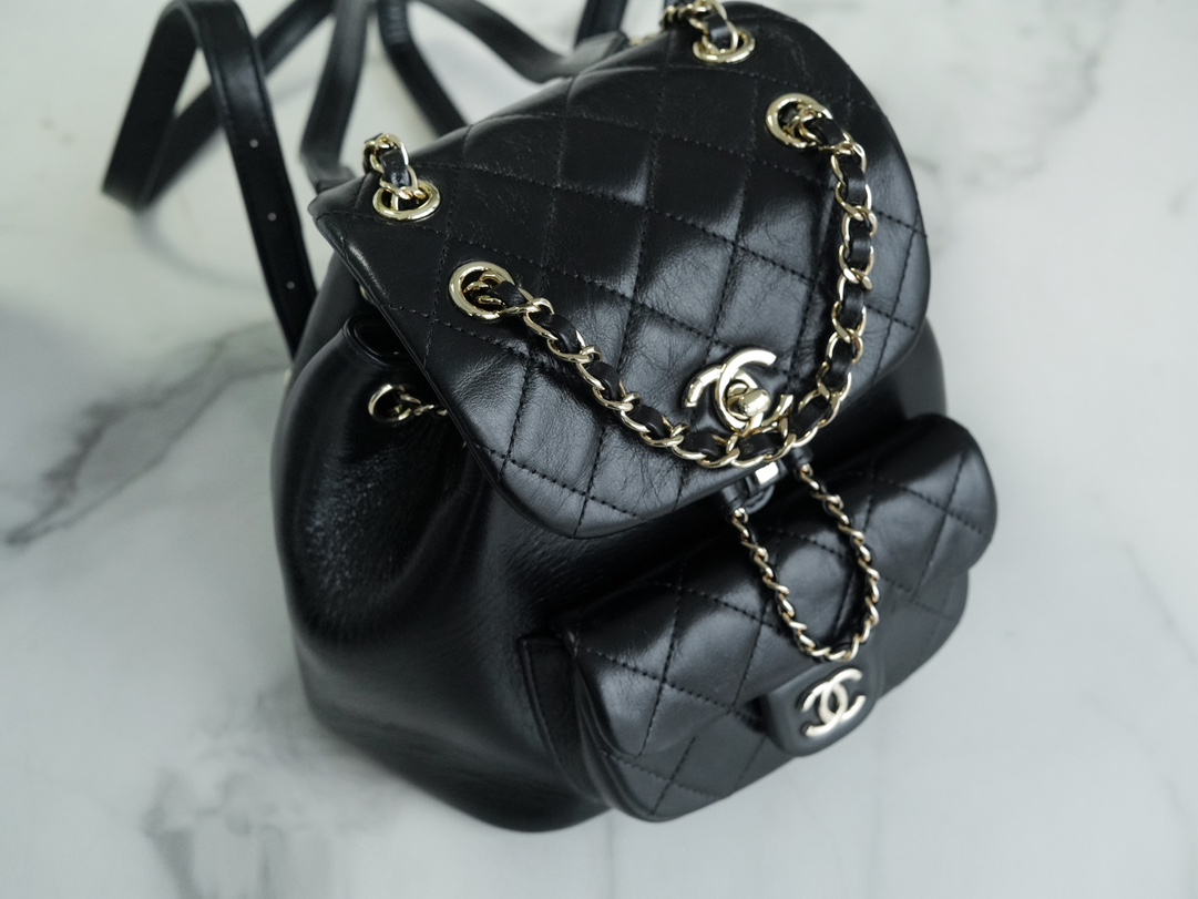 modal image 12