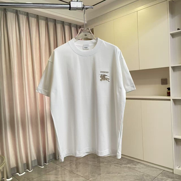 크루넥 반팔 티셔츠