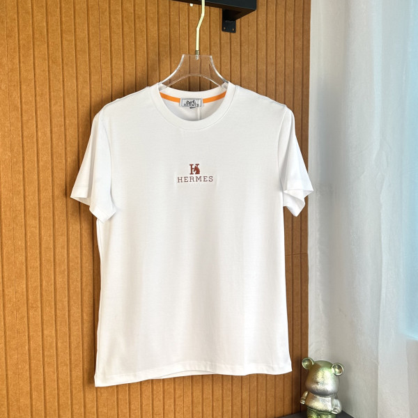 크루넥 반팔 티셔츠