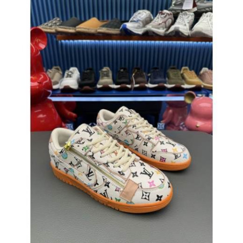 루이비통 LV Trainer 스니커즈