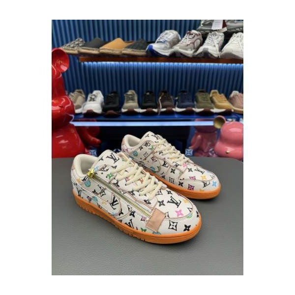 루이비통 LV Trainer 스니커즈