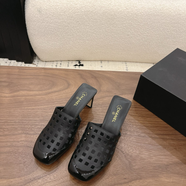 펀칭 위브 하이힐 샌들