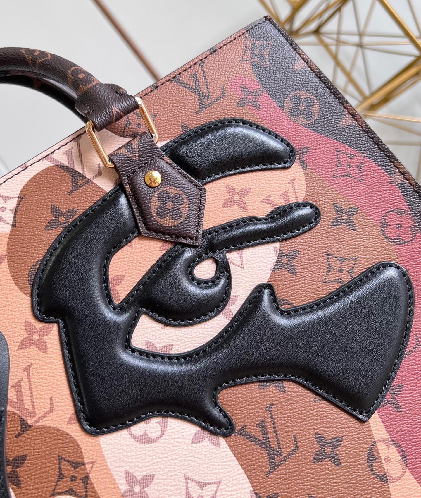 modal image 11