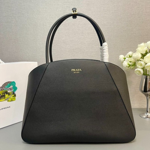[ Prada ] 프라다 라지 가죽 토트백